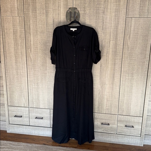 LOFT Utility Midi Pocket Dress - Picture 8 of 16